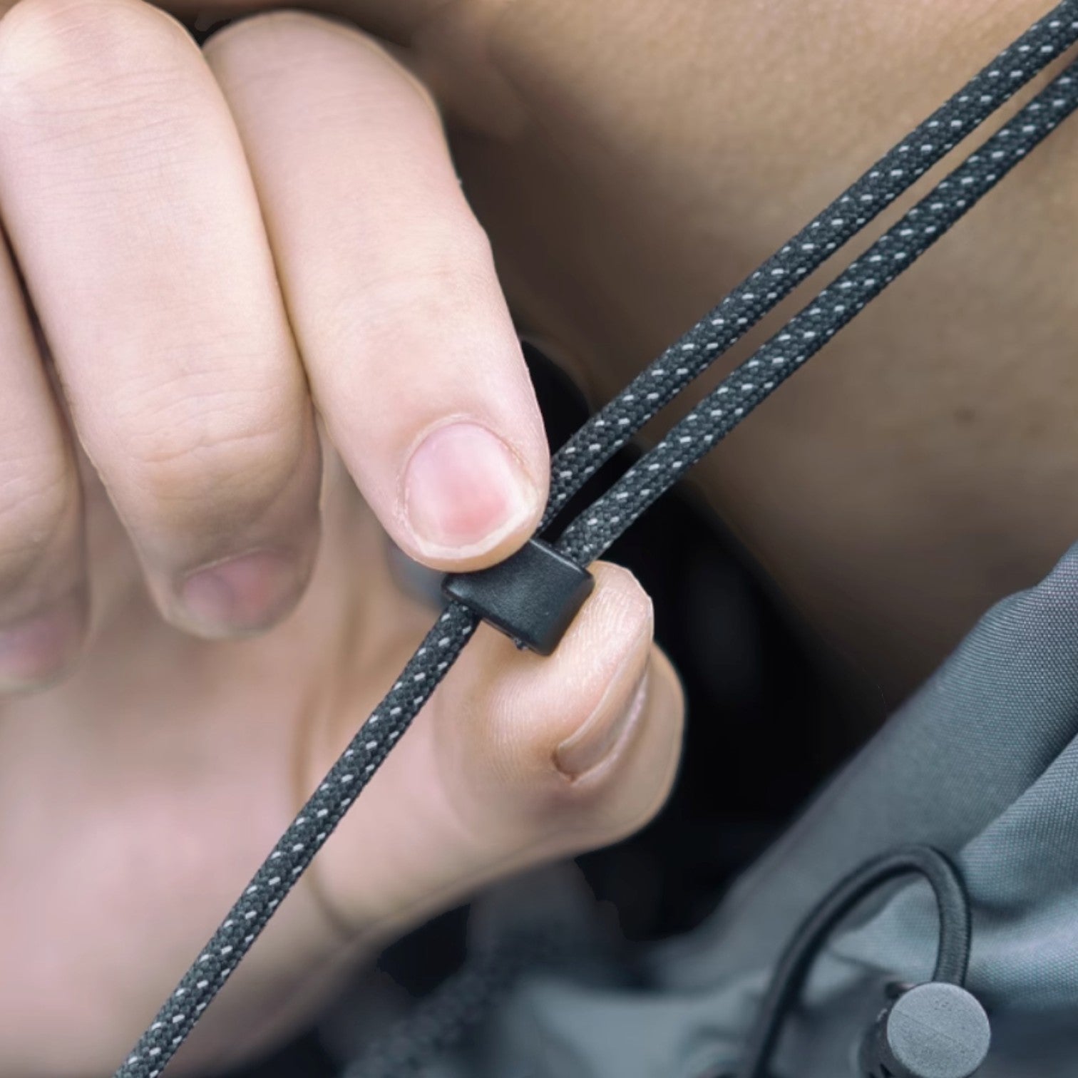 Universal Magnetic Quick-Release Mount for Action Cameras (GoPro, DJI, Insta360) with Mini Magnetic Fill Light